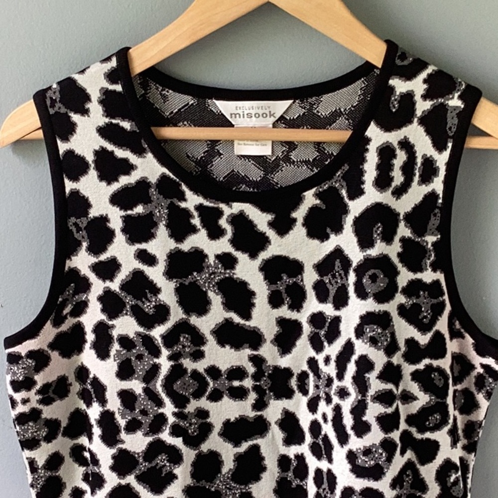 MISOOK Knit Sleeveless TankTop Black Spotted Size Medium - Picture 2 of 6